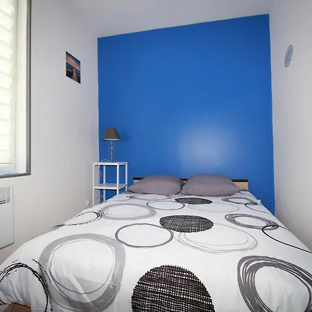 Santorini Apartment *