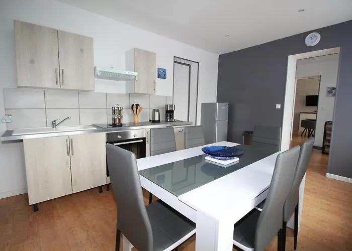 Апартаменты Santorini *